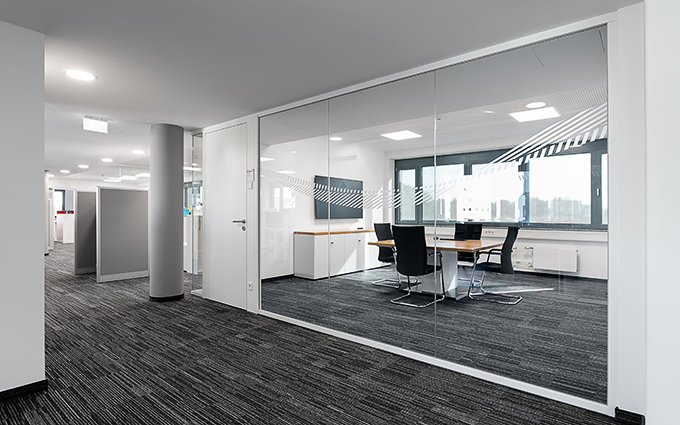 mais recente caso da empresa sobre Siemens commercial building SlimFrame Glass Partition Project