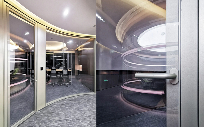 mais recente caso da empresa sobre Curved panoramic glass partition system project