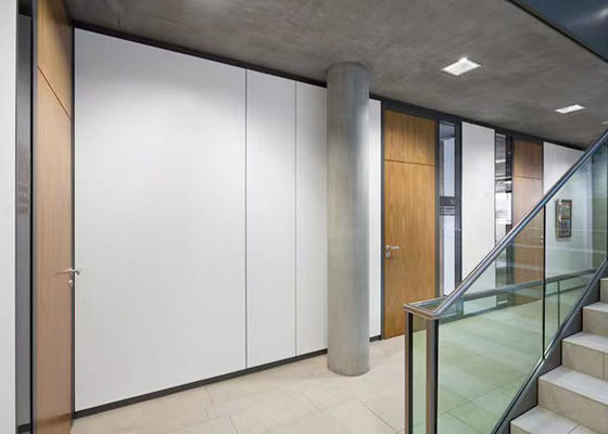 Sistema de divisória sólida isolado acústico desmontável de 18 mm de espessura madeira MDF